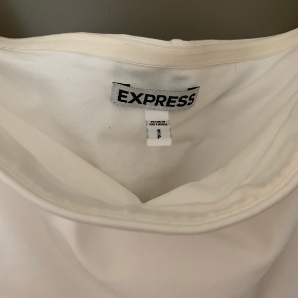 STRAPLESS STUNNING WHITE DRESS - Picture 2 of 3